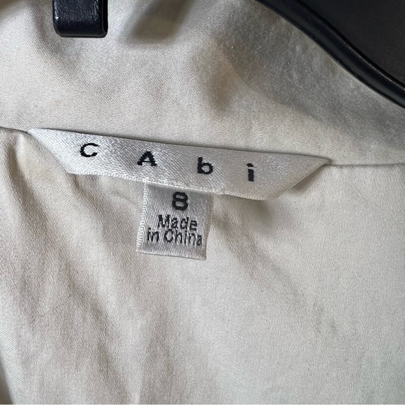 CAbi jacket style 777 Sandy Trench Coat khaki cream color size 8 no belt - Picture 11 of 14